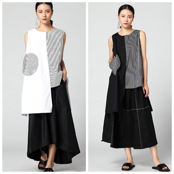 Tops - Black White 3D Stripe Pocket Oversize Tunic Top